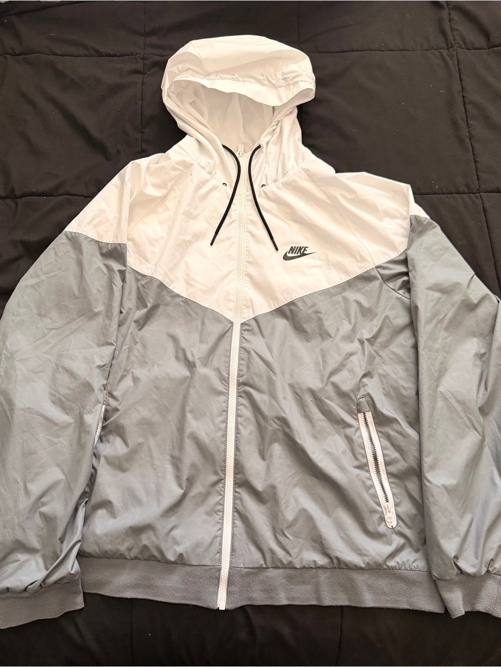 Nike Hooded Windbreaker Jacket in White and Light Gray